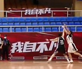 体育分析-最近医院仅一街之隔 重伤的孙丽却被延误在球馆里