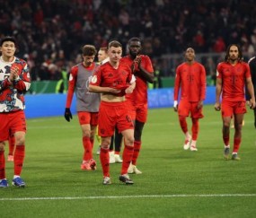 体育赛事-虽败犹荣or逢强难胜？诺伊尔生涯首红为孔帕尼挖坑