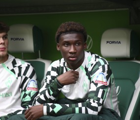 德天空：切尔西加入18岁中卫库利巴利争夺战，不莱梅想要5千万欧